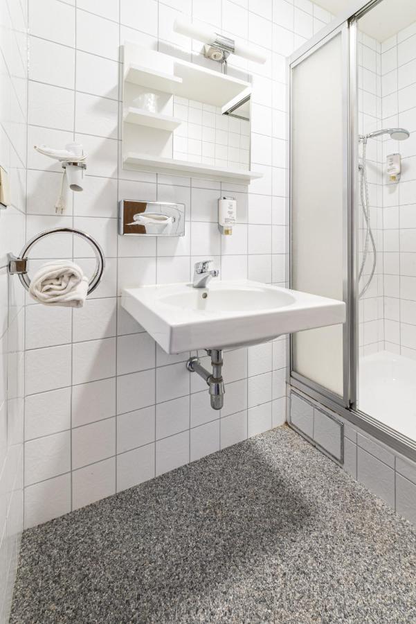 Hotel Landgasthaus Sockenbacher Hof Strümpfelbrunn Esterno foto
